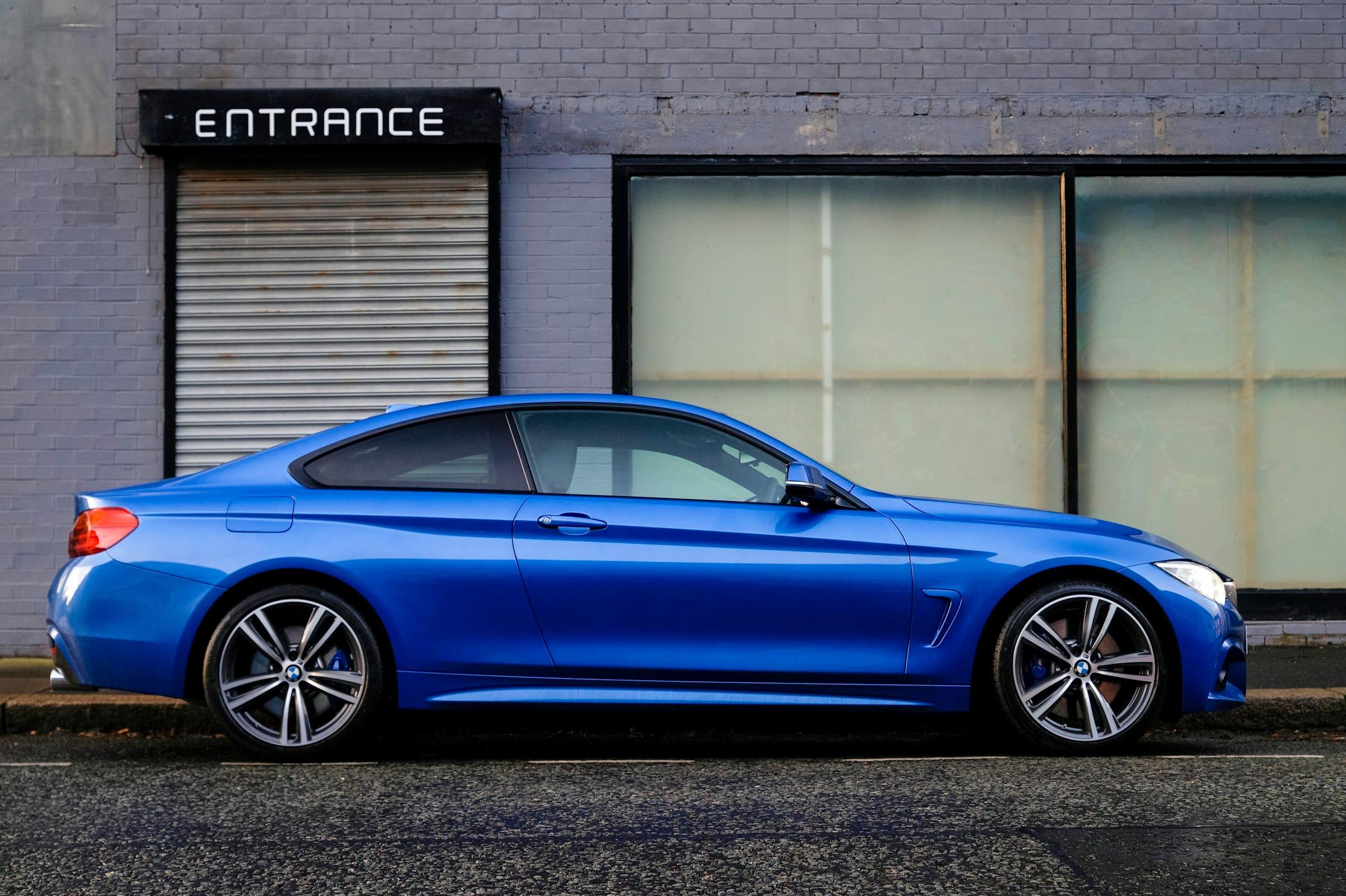 Street — coupé